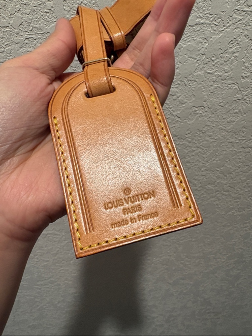 Louis Vuitton Tan Leather Luggage Tag - Picture 2 of 6